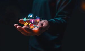 Advantages and Disadvantages of Social Media in Digital Marketing